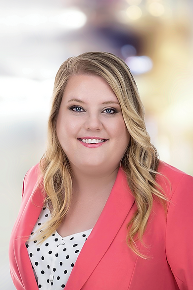 Portrait of Victoria Northrop, REALTOR® | NRLUX.
